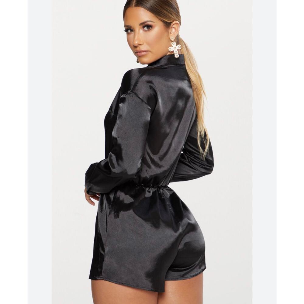 Pretty Little Thing Black Long Sleeve Button up Jumpsuit Women's XS-S - Picture 2 of 11